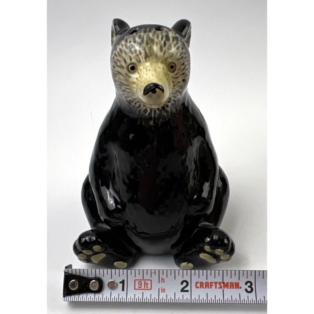 VTG Black Bear Ceramic/Porcelain Salt & Pepper Shakers